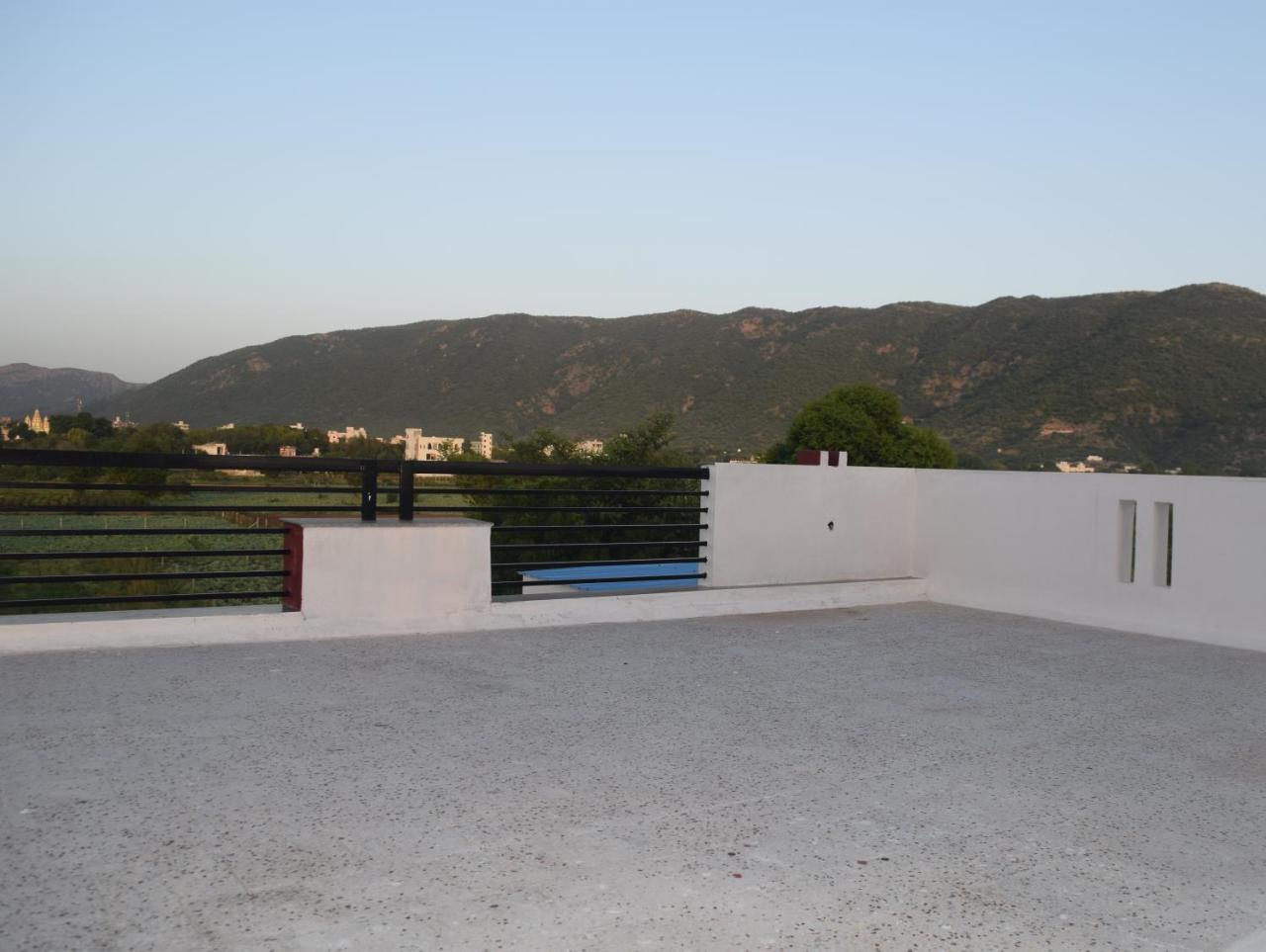 The Natural View Pushkar Exterior photo